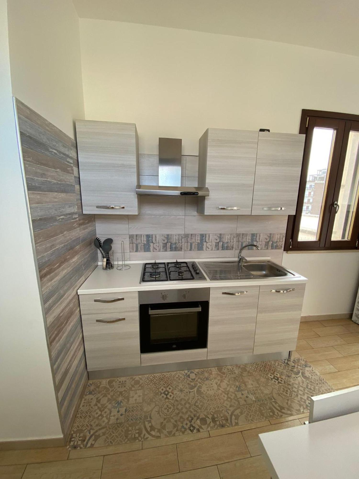 Attico Liberty Guest House Brindisi Esterno foto